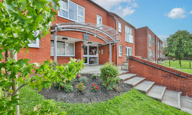 Saxon Court 5
